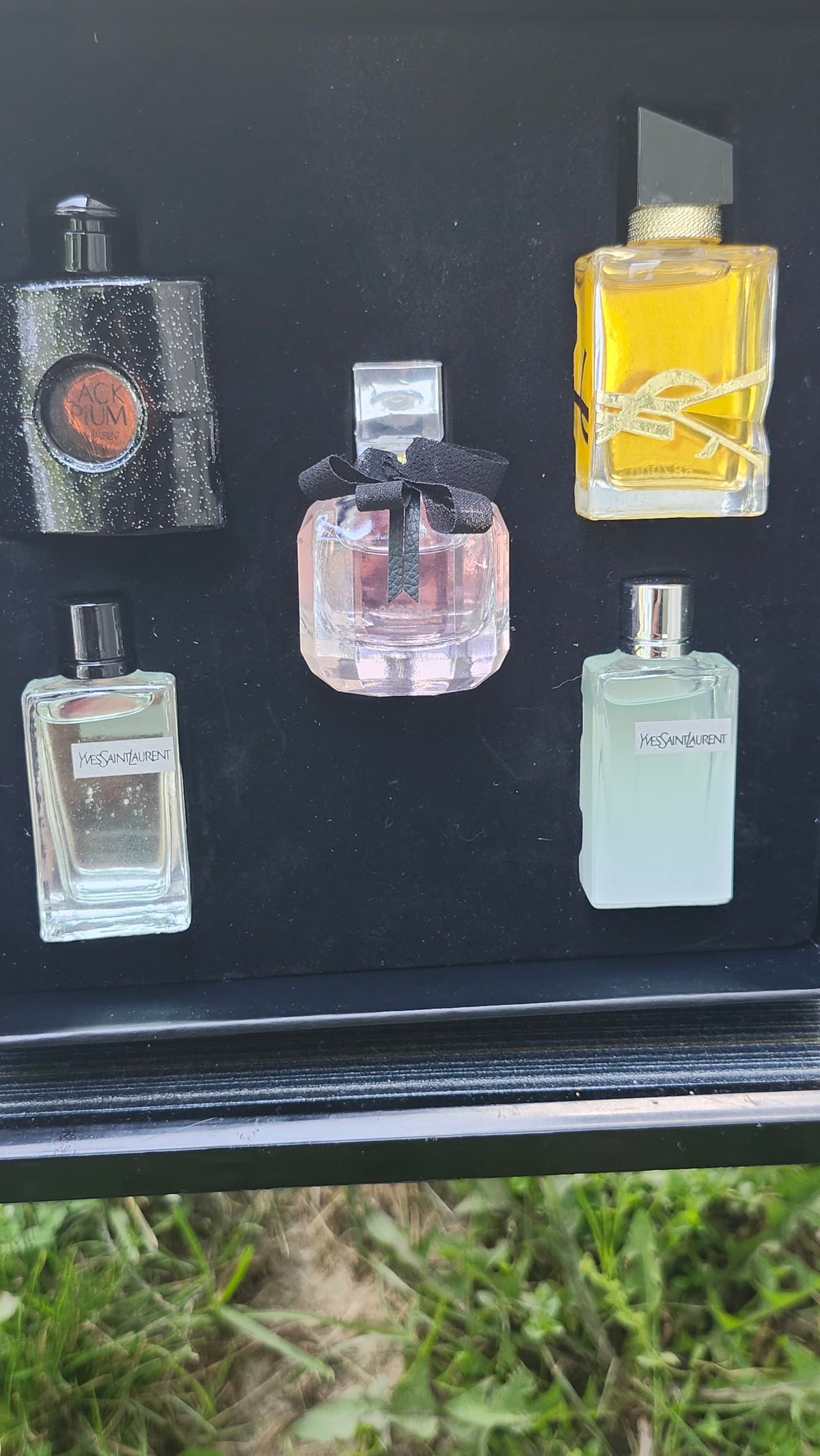 Coffret YSL – vue d'ensemble des 5 parfums